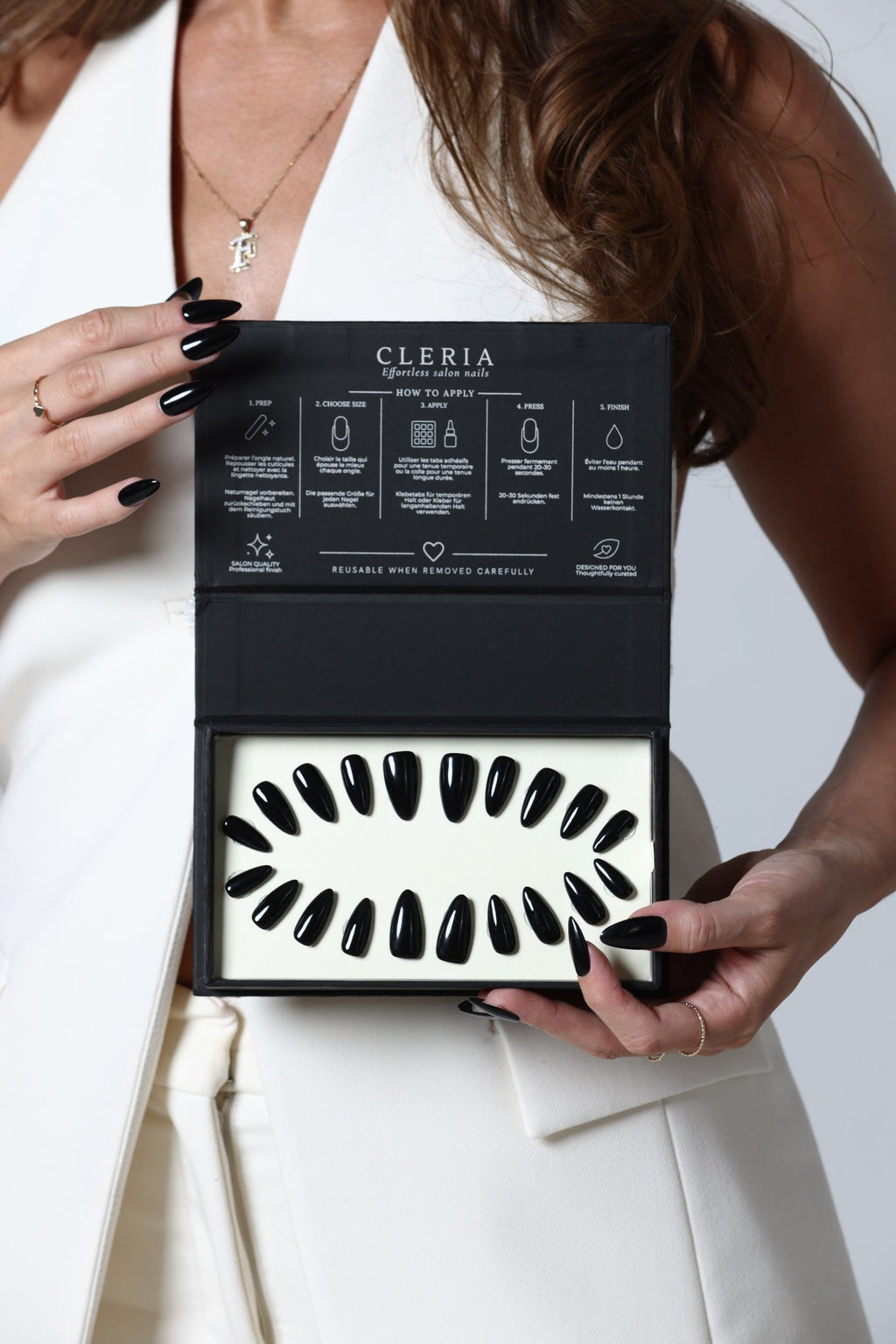 Signature Black | CLERIA Premium Press-On Nails